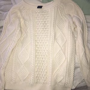 Women’s Gap Cream Colored knit sweater